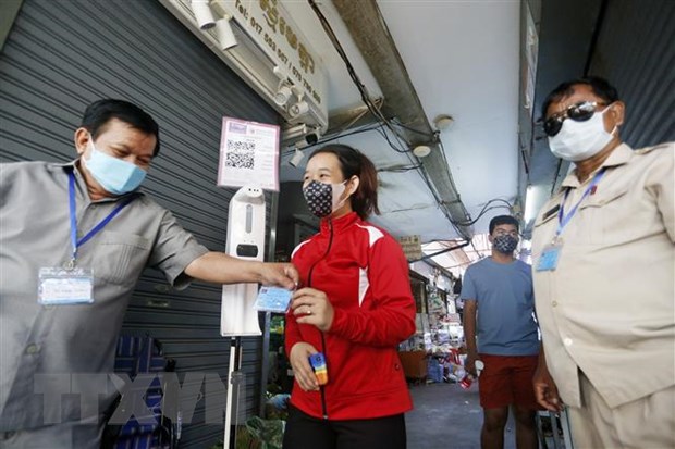 柬埔寨取消对完成两剂疫苗接种的外国人的隔离措施